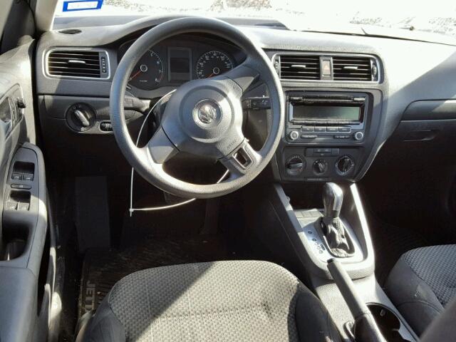 3VW2K7AJ5DM451119 - 2013 VOLKSWAGEN JETTA BASE 白色 照片 9