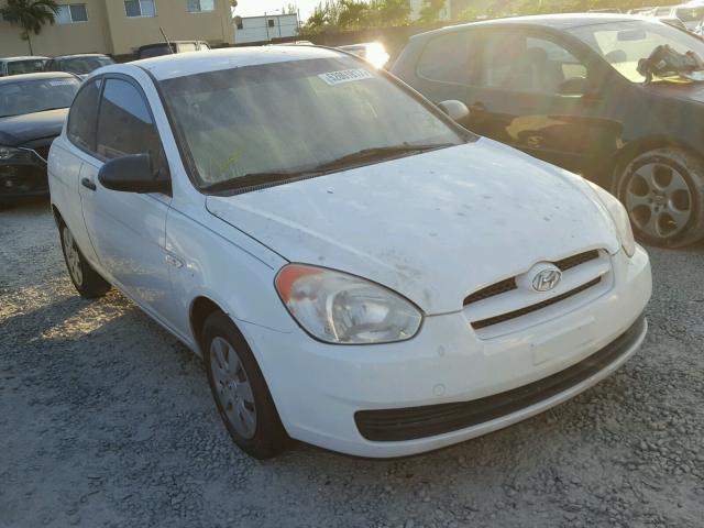 KMHCM36C88U080166 - 2008 HYUNDAI ACCENT GS WHITE photo 1