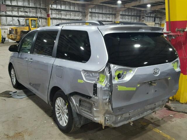 5TDYK3DC3CS176870 - 2012 TOYOTA SIENNA XLE SILVER photo 3