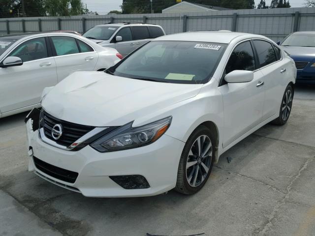 1N4AL3AP3HC298519 - 2017 NISSAN ALTIMA 2.5 WHITE photo 2