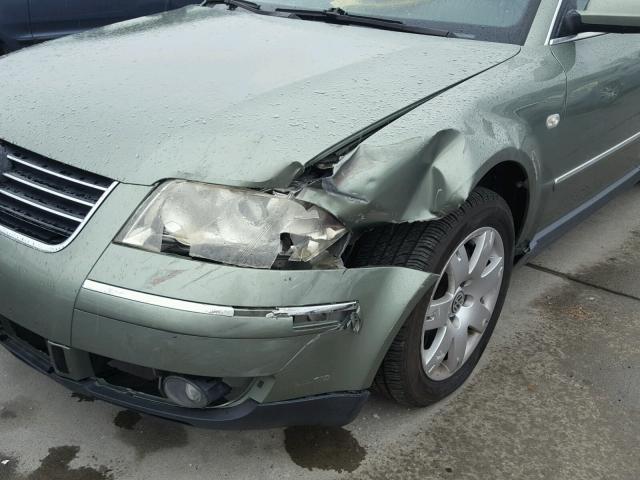 WVWRH63B63P108165 - 2003 VOLKSWAGEN PASSAT GLX GREEN photo 9