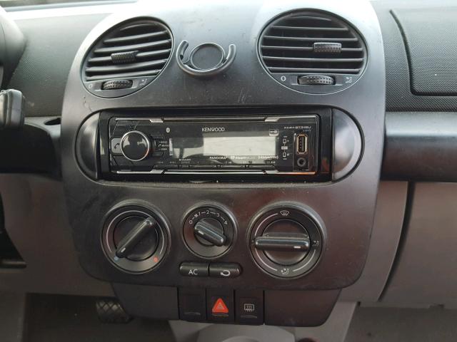 3VWCC21C2YM429896 - 2000 VOLKSWAGEN NEW BEETLE 蓝色 照片 9