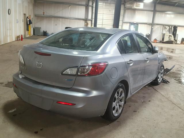 JM1BL1U82D1703895 - 2013 MAZDA 3 I GRAY photo 4