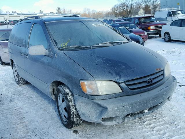 4T3ZF13C02U449338 - 2002 TOYOTA SIENNA LE BLUE photo 1