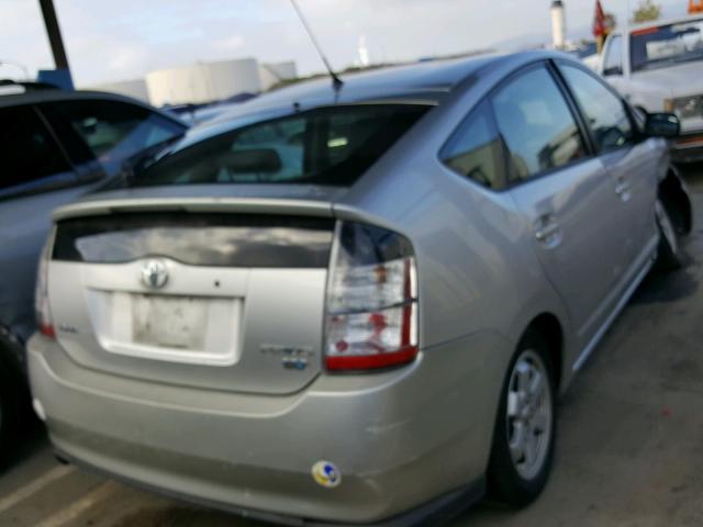 JTDKB20UX57008347 - 2005 TOYOTA PRIUS SILVER photo 4