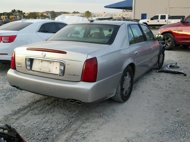 1G6KD54Y84U249772 - 2004 CADILLAC DEVILLE SILVER photo 4