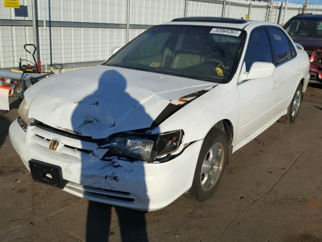 1HGCG16521A006526 - 2001 HONDA ACCORD EX WHITE photo 2