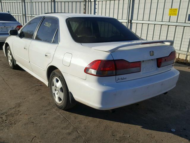 1HGCG16521A006526 - 2001 HONDA ACCORD EX WHITE photo 3