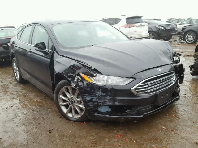 3FA6P0H77HR372332 - 2017 FORD FUSION SE BLACK photo 1