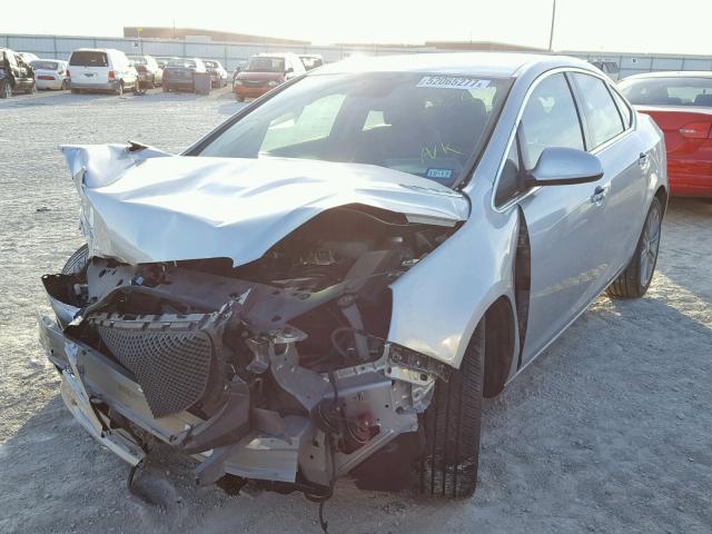 1G4PS5SK9D4246169 - 2013 BUICK VERANO SILVER photo 2