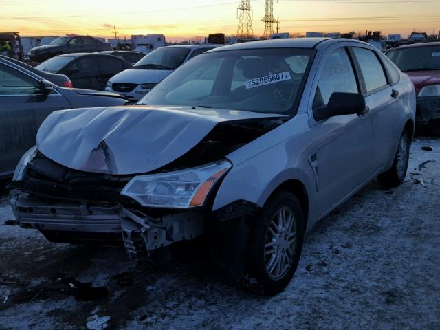 1FAHP35N18W140013 - 2008 FORD FOCUS SE GRAY photo 2