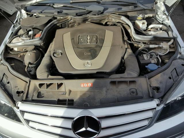 WDDGF5EBXBR152635 - 2011 MERCEDES-BENZ C 300 SILVER photo 7