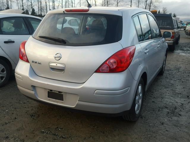 3N1BC13E97L352085 - 2007 NISSAN VERSA S GRAY photo 4