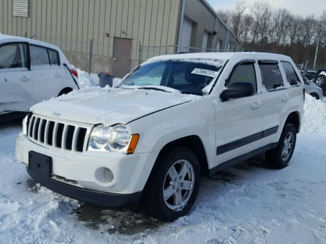 1J4GR48K76C111518 - 2006 JEEP GRAND CHER WHITE photo 2