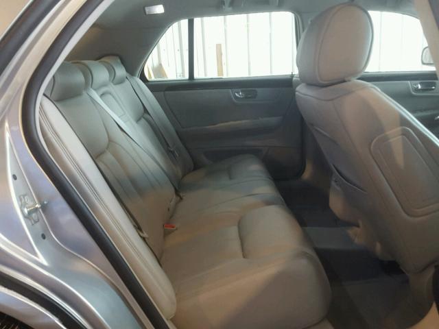 1G6KD57Y28U131783 - 2008 CADILLAC DTS SILVER photo 5