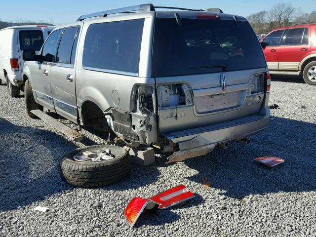 5LMFL28598LJ18791 - 2008 LINCOLN NAVIGATOR SILVER photo 3