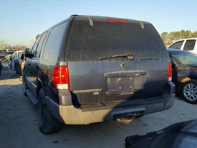 1FMRU15W23LC12265 - 2003 FORD EXPEDITION BLUE photo 3