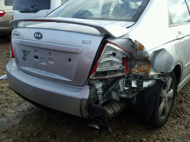 KNAFE221395026702 - 2009 KIA SPECTRA EX SILVER photo 9