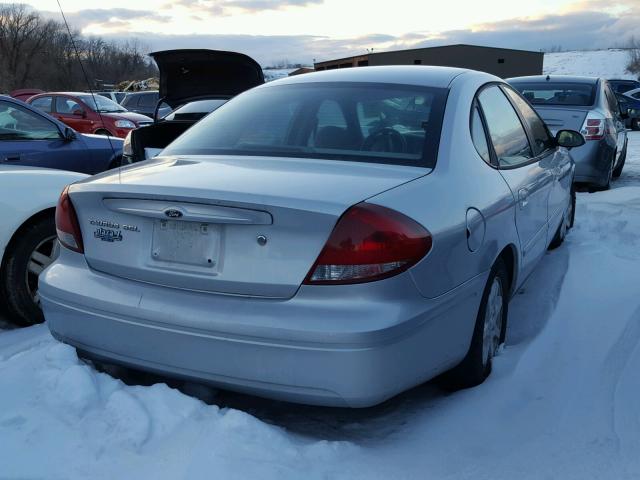 1FAFP56U57A171155 - 2007 FORD TAURUS SEL SILVER photo 4