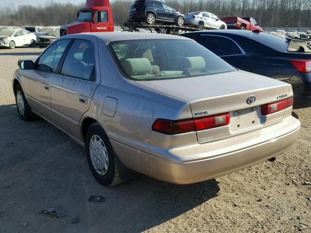 4T1BG22K1XU513836 - 1999 TOYOTA CAMRY CE GOLD photo 3