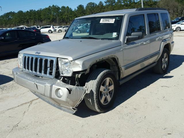 1J8HH48K78C152692 - 2008 JEEP COMMANDER SILVER photo 2