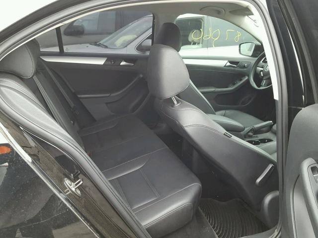 3VWDP7AJ3DM425810 - 2013 VOLKSWAGEN JETTA SE BLACK photo 6