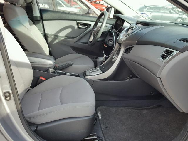 KMHDH4AE6CU458288 - 2012 HYUNDAI ELANTRA GL GRAY photo 5