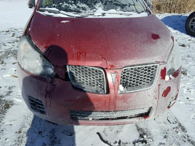 5Y2SP6E02AZ417536 - 2010 PONTIAC VIBE RED photo 9