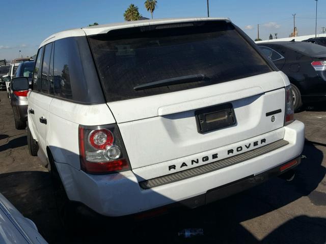 SALSK2D42BA712740 - 2011 LAND ROVER RANGE ROVE WHITE photo 3