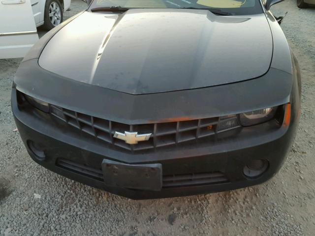 2G1FA1ED6B9140919 - 2011 CHEVROLET CAMARO LS BLACK photo 9