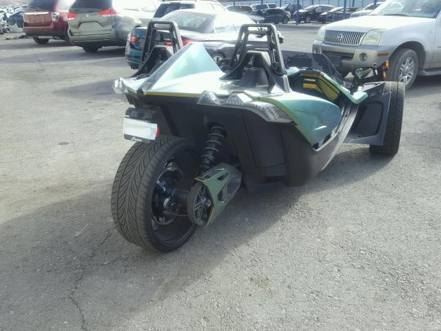57XAAPFA3H8121135 - 2017 POLARIS SLINGSHOT GREEN photo 4