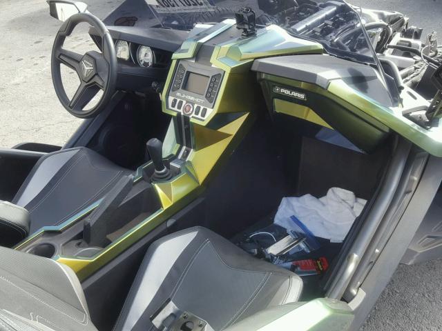 57XAAPFA3H8121135 - 2017 POLARIS SLINGSHOT GREEN photo 5