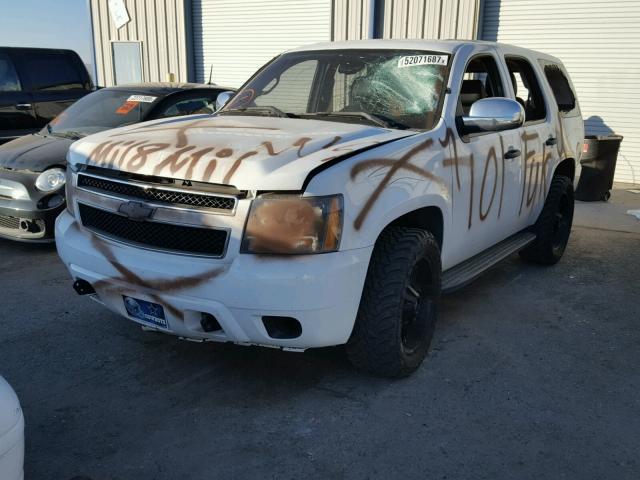 1GNEC03067R352635 - 2007 CHEVROLET TAHOE C150 WHITE photo 2