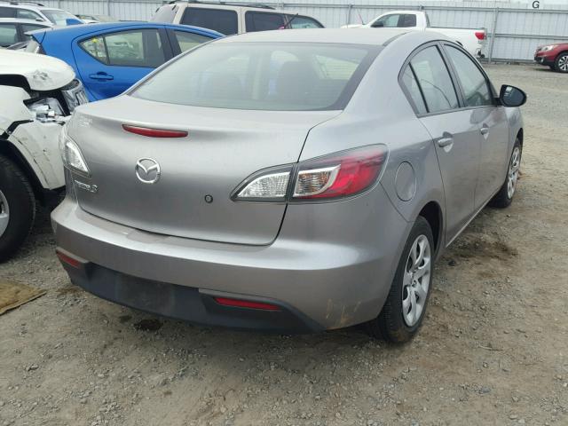 JM1BL1SF1A1322553 - 2010 MAZDA 3 I GRAY photo 4