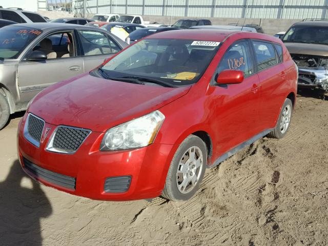 5Y2SP67079Z470693 - 2009 PONTIAC VIBE RED photo 2