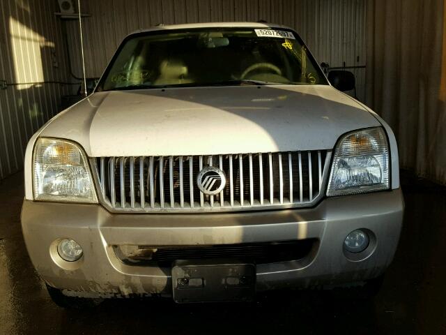 4M2ZU86K93ZJ10350 - 2003 MERCURY MOUNTAINEE WHITE photo 9