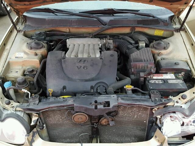 KMHWF35H54A983844 - 2004 HYUNDAI SONATA GLS GOLD photo 7