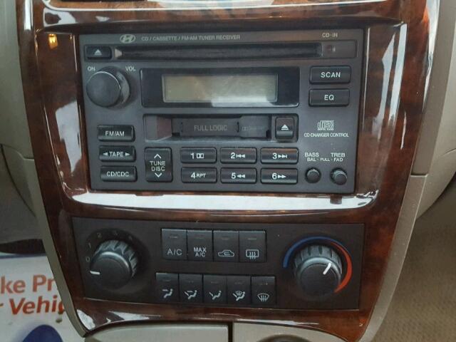 KMHWF35H54A983844 - 2004 HYUNDAI SONATA GLS GOLD photo 9