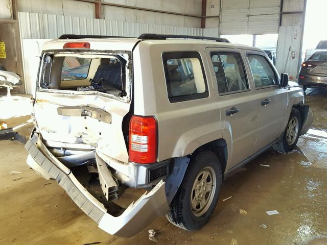 1J4FT28A89D123944 - 2009 JEEP PATRIOT SP SILVER photo 4