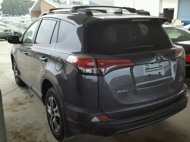 2T3BFREV0HW630091 - 2017 TOYOTA RAV4 LE GRAY photo 3