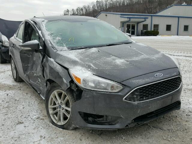 1FADP3F24FL233609 - 2015 FORD FOCUS SE GRAY photo 1