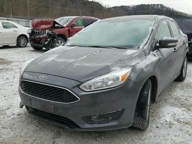 1FADP3F24FL233609 - 2015 FORD FOCUS SE GRAY photo 2