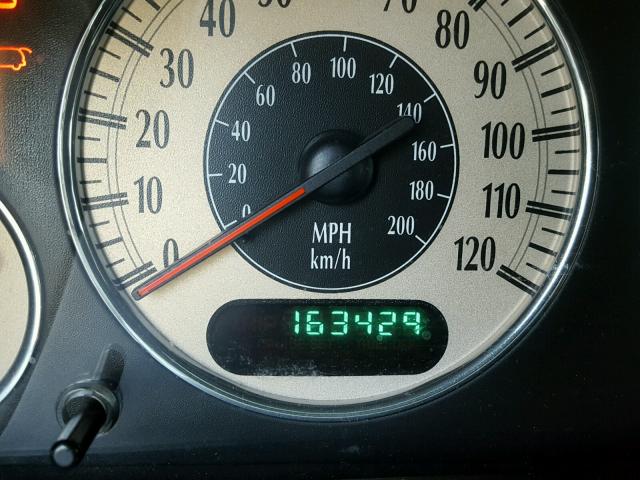 2C8GP54L41R190452 - 2001 CHRYSLER TOWN & COU GREEN photo 8