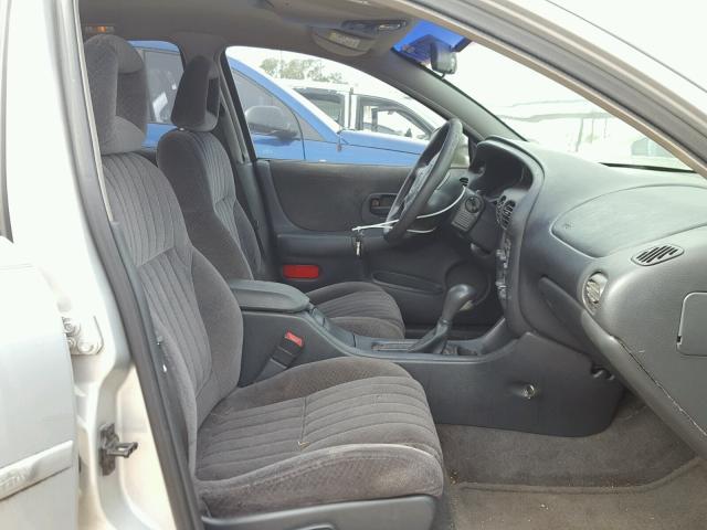 1G2WK52JX2F146756 - 2002 PONTIAC GRAND PRIX SILVER photo 5