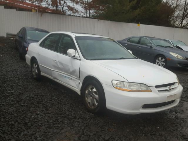 1HGCG6672XA093111 - 1999 HONDA ACCORD EX WHITE photo 1