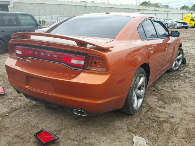 2B3CL3CGXBH503355 - 2011 DODGE CHARGER ORANGE photo 4