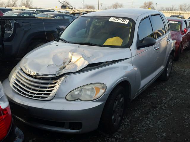 3A8FY48B08T125796 - 2008 CHRYSLER PT CRUISER SILVER photo 2