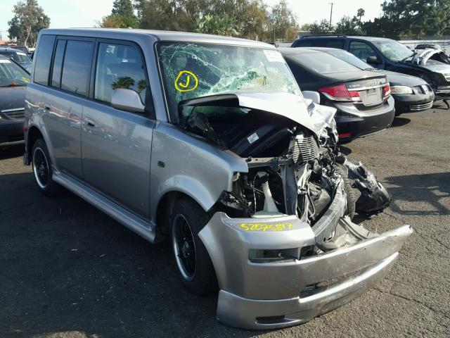 JTLKT324940152371 - 2004 TOYOTA SCION XB SILVER photo 1