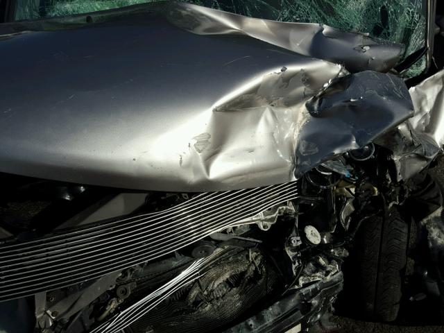 JTLKT324940152371 - 2004 TOYOTA SCION XB 银色 照片 7