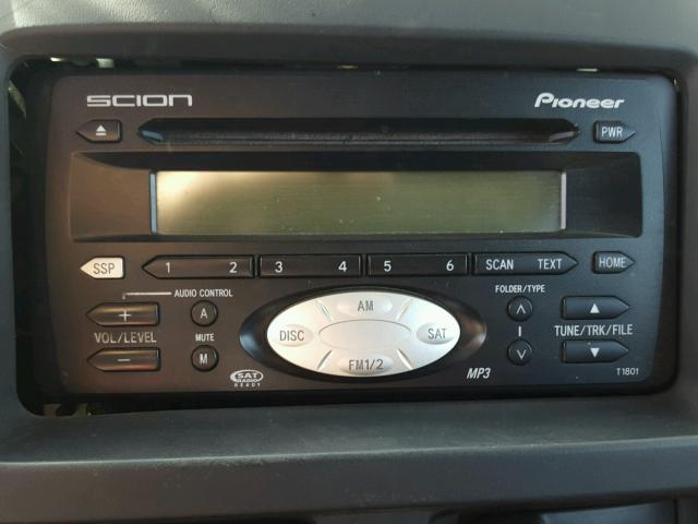 JTLKT324940152371 - 2004 TOYOTA SCION XB 银色 照片 9